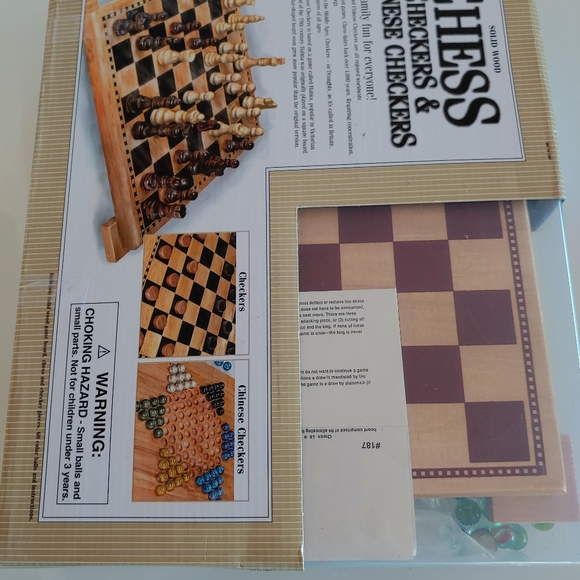 Chess Game - Picture 3 of 4